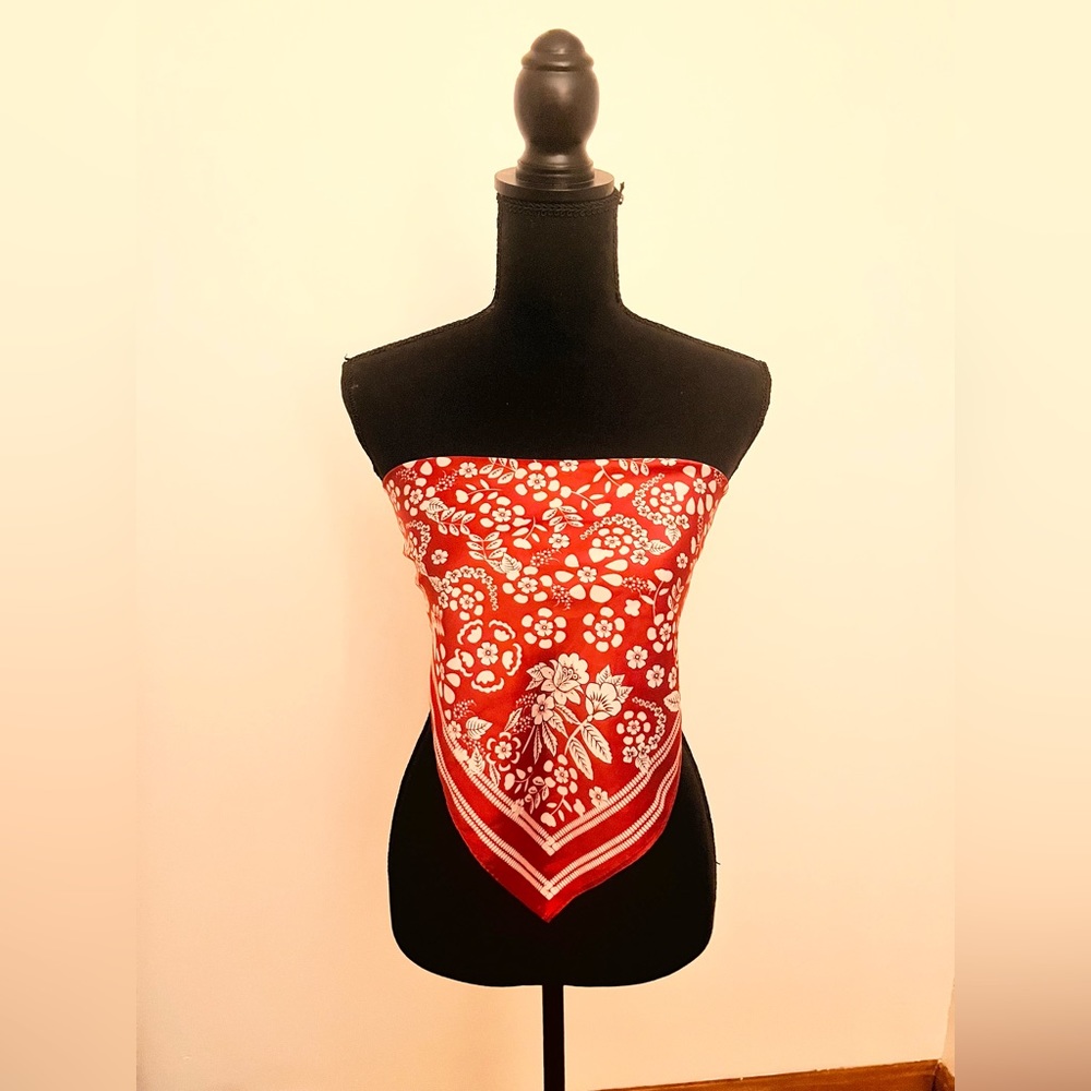 SHEIN Tie Backless Floral Scarf Print Bandana Tube Top